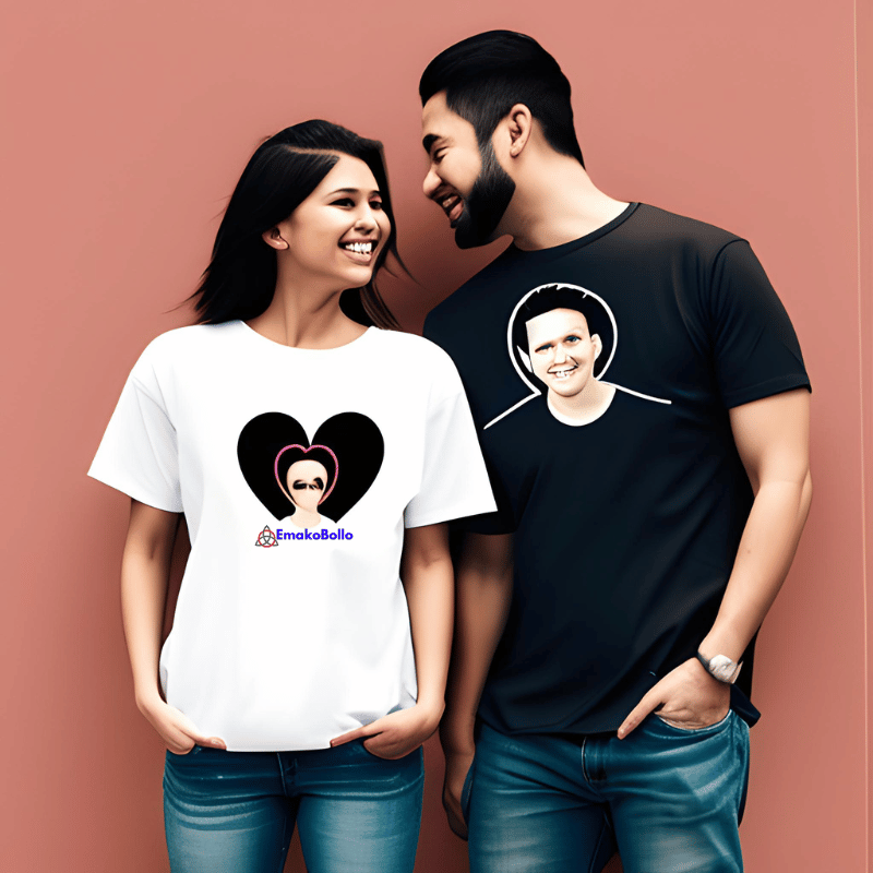 Exprimer votre amour avec des t-shirts de couple personnalisés. Des designs assortis aux messages uniques, créez une déclaration de mode unique en son genre qui célèbre votre lien spécial. 