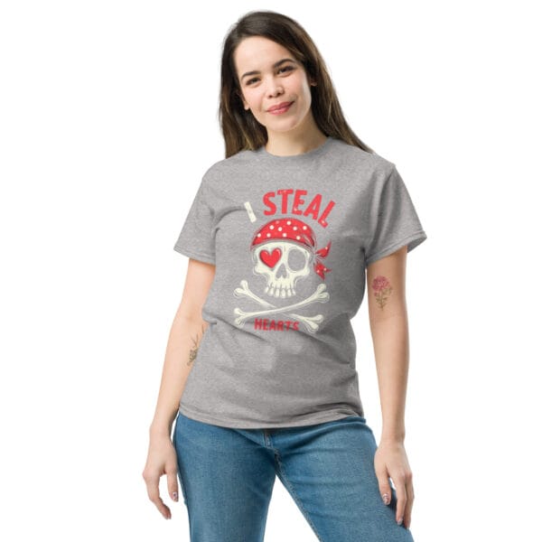 T-shirt classique unisexe pirate love – Image 10